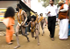 photos of naga sadhu
